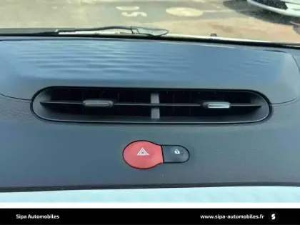 Photo 22 Renault Twingo  III TCe 95