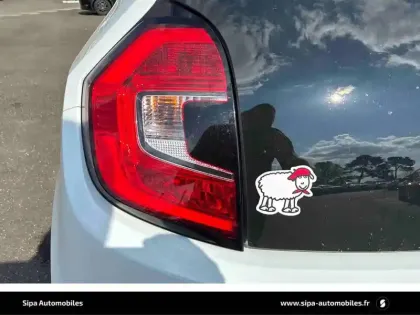 Photo 26 Renault Twingo  III TCe 95