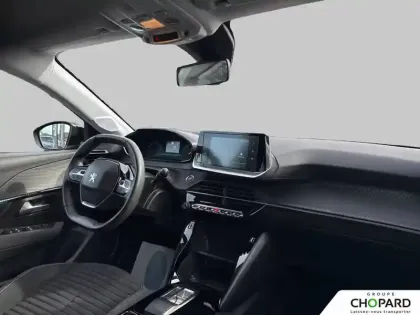 Photo 12 Peugeot 208  Electrique 50 kWh 136ch