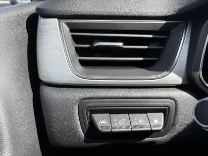 Photo 26 Renault Captur Gén. II (HJB) Ph1 Intens 5