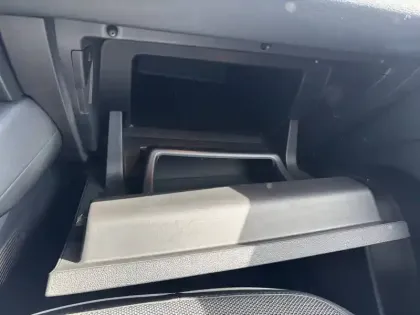 Photo 42 Renault Captur Gén. II (HJB) Ph1 Intens 5