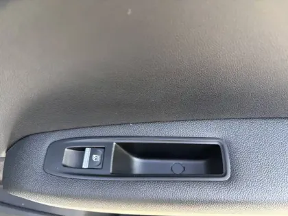 Photo 17 Renault Captur Gén. II (HJB) Ph1 Intens 5