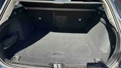 Photo 25 Volvo V60  T6 AWD Hybride Rechargeable 253 ch + 145 ch Geartronic 8