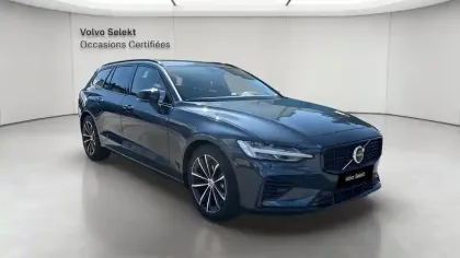 Photo 28 Volvo V60  T6 AWD Hybride Rechargeable 253 ch + 145 ch Geartronic 8