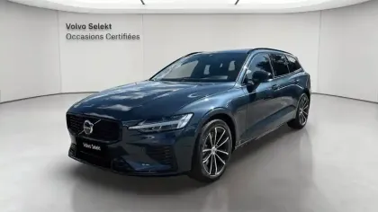 Photo 21 Volvo V60  T6 AWD Hybride Rechargeable 253 ch + 145 ch Geartronic 8