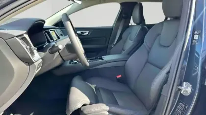 Photo 31 Volvo V60  T6 AWD Hybride Rechargeable 253 ch + 145 ch Geartronic 8