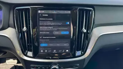 Photo 36 Volvo V60  T6 AWD Hybride Rechargeable 253 ch + 145 ch Geartronic 8