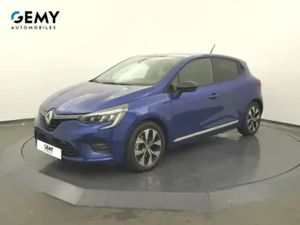 Photo 30 Renault Clio  E-Tech full hybrid 145