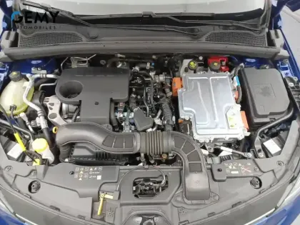 Photo 41 Renault Clio  E-Tech full hybrid 145