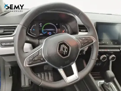 Photo 42 Renault Clio  E-Tech full hybrid 145