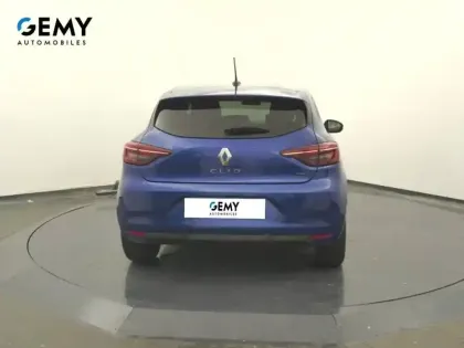 Photo 34 Renault Clio  E-Tech full hybrid 145