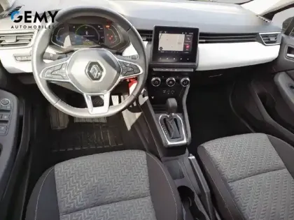 Photo 7 Renault Clio  E-Tech full hybrid 145