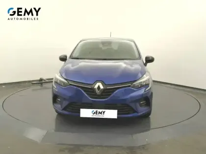 Photo 31 Renault Clio  E-Tech full hybrid 145