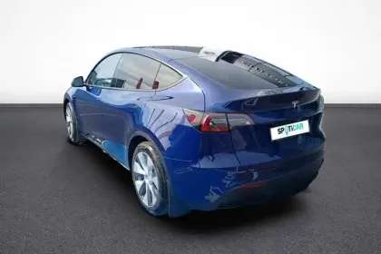 Photo 47 Tesla Model Y  Standard RWD