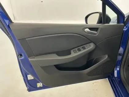 Photo 38 Renault Clio Gén. V (BJA) Ph2 Evolution 5