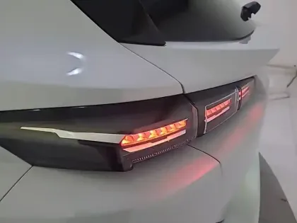 Photo 39 Peugeot 308 Gén. III Ph1 Allure 5