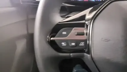 Photo 15 Peugeot 308  SW BlueHDi 130ch S&S EAT8