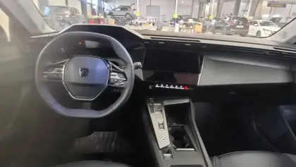 Photo 6 Peugeot 308  SW BlueHDi 130ch S&S EAT8