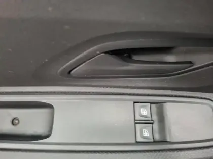 Photo 36 Dacia Sandero  SCe 65