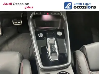 Photo 20 Audi A3 Gén. IV Ph2 S line 5