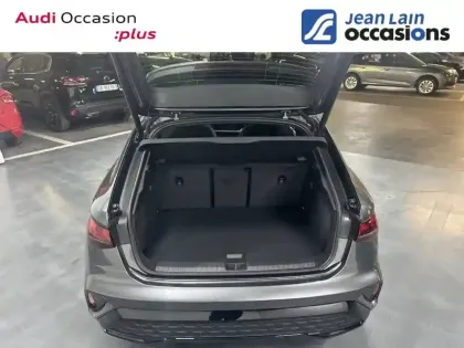 Photo 17 Audi A3 Gén. IV Ph2 S line 5