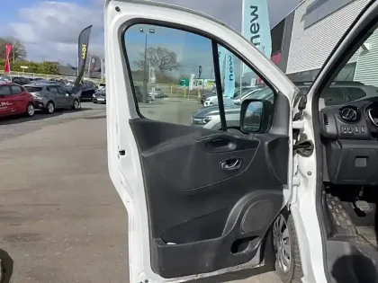 Photo 24 Renault Trafic  FGN L2H1 1300 KG DCI 120