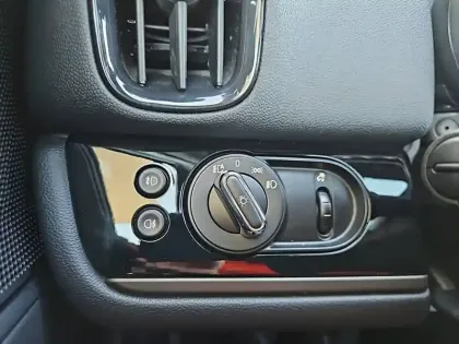 Photo 16 Mini Mini Countryman 116 ch