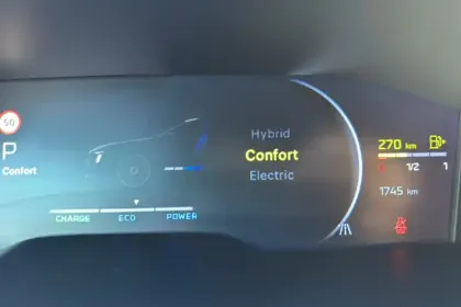 Photo 150 Peugeot 508  SW Hybrid4 360 e-EAT8 Peugeot Sport Engineered