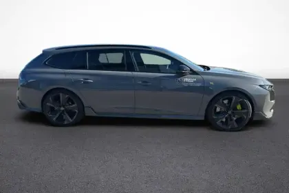 Photo 41 Peugeot 508  SW Hybrid4 360 e-EAT8 Peugeot Sport Engineered