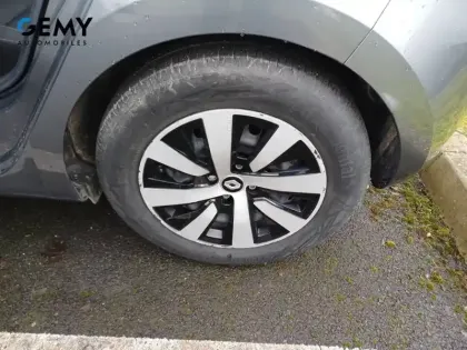 Photo 10 Renault Clio  E-Tech full hybrid 145