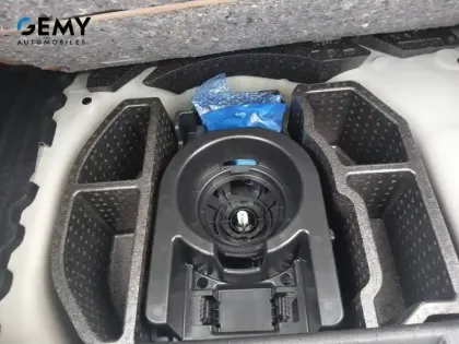 Photo 40 Peugeot 208  PureTech 75 S&S BVM5