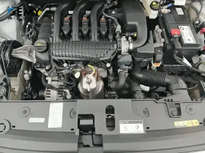 Photo 32 Peugeot 208  PureTech 75 S&S BVM5