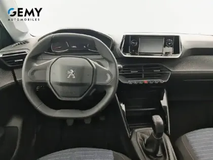 Photo 49 Peugeot 208  PureTech 75 S&S BVM5