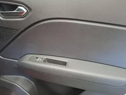 Photo 29 Renault Captur  E-Tech 145 - 21