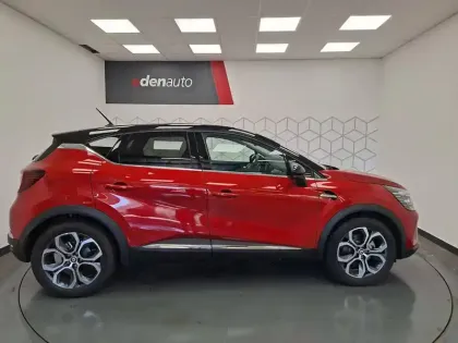 Photo 16 Renault Captur  E-Tech 145 - 21