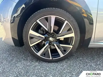 Photo 21 Peugeot 208  PureTech 100 S&S EAT8