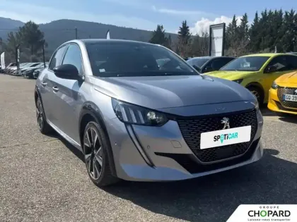 Photo 65 Peugeot 208  PureTech 100 S&S EAT8