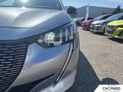 Photo 22 Peugeot 208  PureTech 100 S&S EAT8