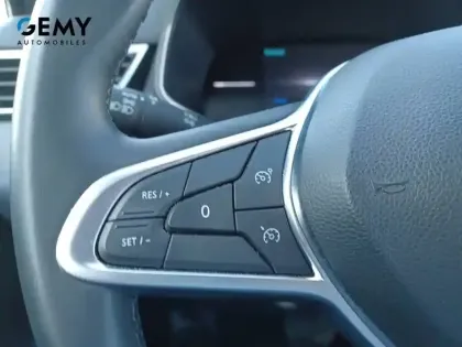 Photo 13 Renault Clio  E-Tech full hybrid 145