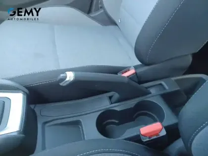 Photo 17 Renault Clio  E-Tech full hybrid 145