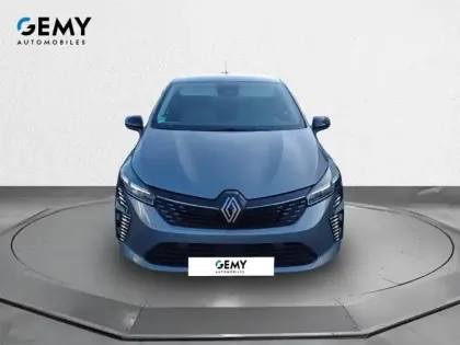 Photo 22 Renault Clio  E-Tech full hybrid 145
