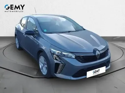 Photo 23 Renault Clio  E-Tech full hybrid 145