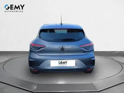Photo 46 Renault Clio  E-Tech full hybrid 145