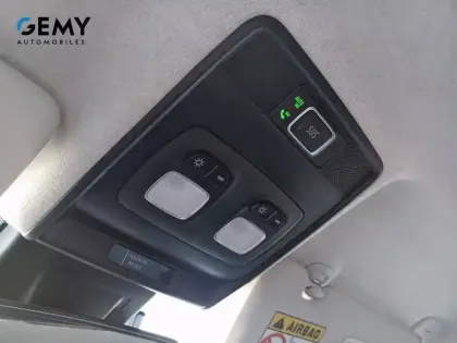 Photo 18 Renault Clio  E-Tech full hybrid 145