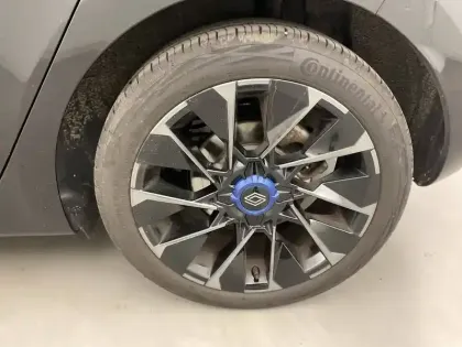 Photo 25 Renault Clio Gén. V (BJA) Ph2 esprit Alpine 5