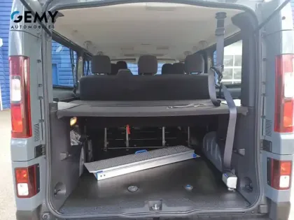 Photo 37 Renault Trafic  Blue dCi 150