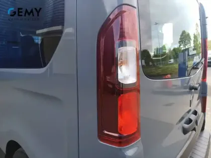 Photo 48 Renault Trafic  Blue dCi 150