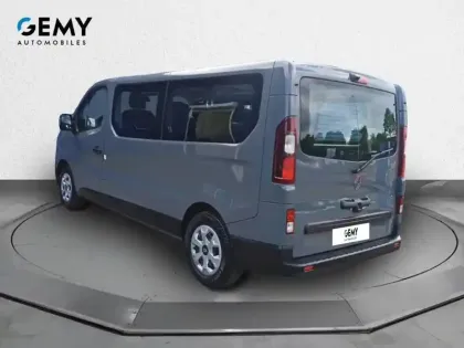 Photo 38 Renault Trafic  Blue dCi 150