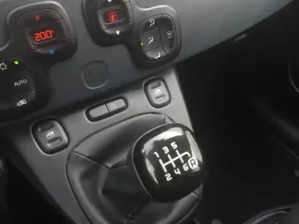 Photo 19 Fiat Panda  1.2 69 ch S/S