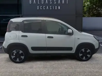 Photo 31 Fiat Panda Gén. III Ph1 NG City Cross 5